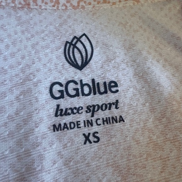 GGBlue Luxe Sport Womens XS Pink Snakeskin Quarter Zip Long Sleeve Golf Top - Picture 6 of 8